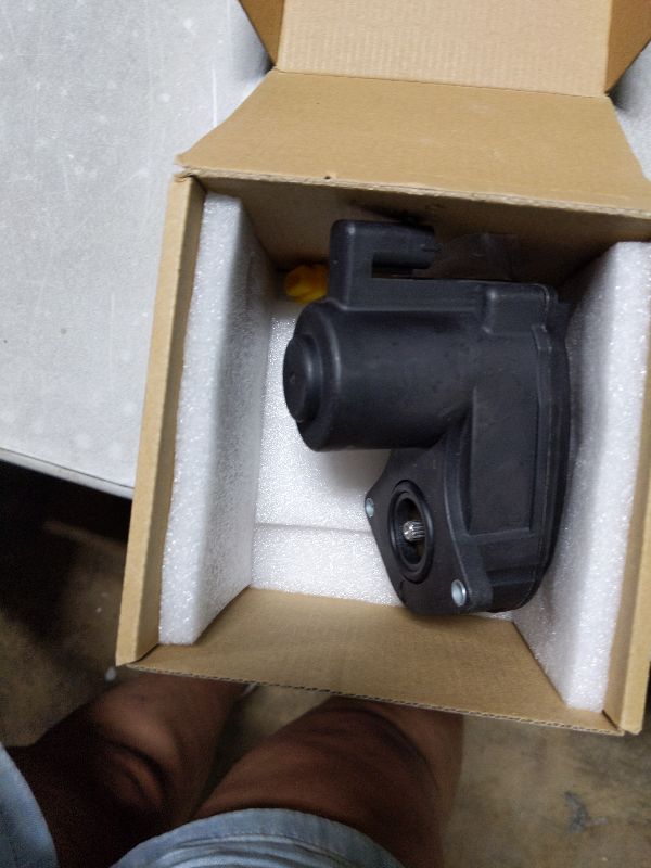 Photo 1 of 104462400 Parking Hand Brake Caliper Servo Motor Handbrake Actuator Fit for Tesla Model 3 2017-2022