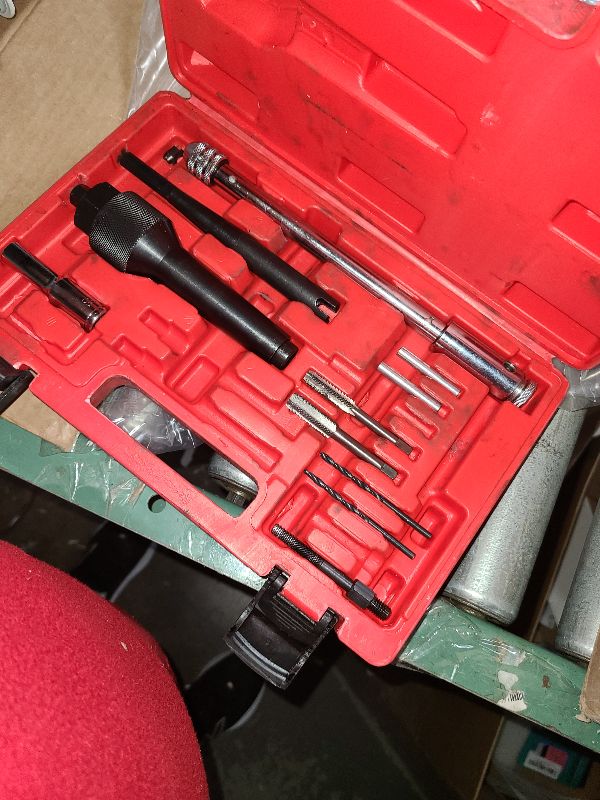 Photo 1 of 16pcs Glow Plug Removal Tool, 8mm 10mm Damaged Glow Plug Extractor Repair Tool Set for Cylinder Heads 0.3in 0.4in Glow Plug Remover Kit