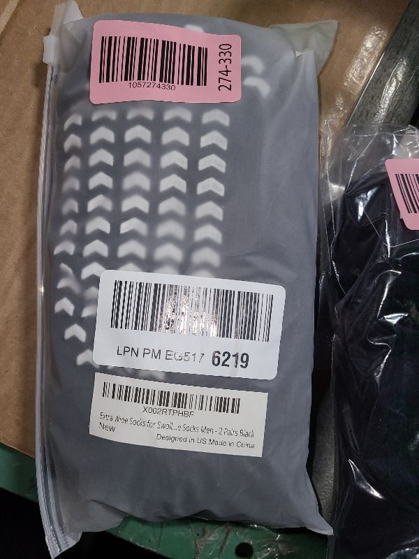Photo 1 of 2 Pairs Extra Wide Socks For Swollen Feet, Non-Slip Hospital and Diabetic Socks for Men and Women