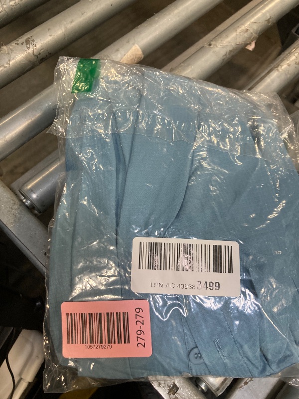 Photo 1 of **BLE** SIMILAR ITEMS** Amazon Essentials Women's Relaxed-Fit Short-Sleeve Woven Blouse, Black, XX-Large