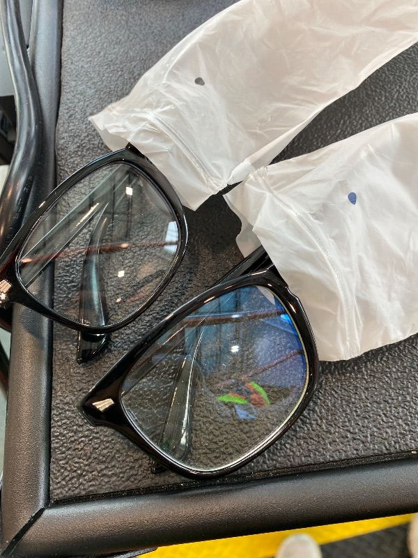 Photo 1 of *Minor Damaged*
Blue Light Blocking Glasses - Fashion Square Eyeglasses, Anti UV Ray Computer Gaming Glasses Blue Blockers for Women/Men