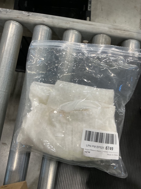 Photo 1 of *Minor Damaged - Check clerk notes*
Floerns Women's Sequin Low Waist Mini Skorts Music Festival Night Out Skirt Shorts White X-Small