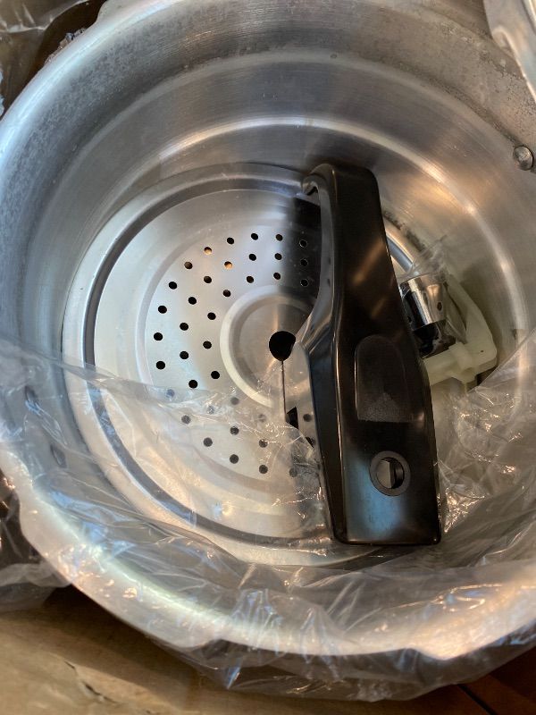 Photo 1 of *MISSING PIECES, ITEM HAS VISIBLE USE DAMAGE*WantJoin 4QT Aluminum Pressure Cooker w/Release Valve & Multiple Protective Devices,Pressure Canner Compatible with Gas & Induction Cooker,Canner Rack Included