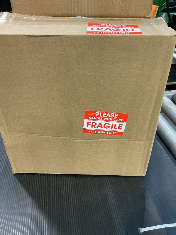 Photo 1 of ***SEE CLERK COMMENTS*** 11-inch Plastic Acrylic Cake Dome Cover, Suitable for Cake Stand Plates Transparent Cake Cover(Transparent Handle)