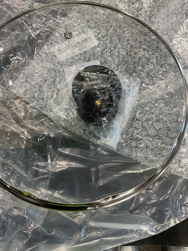 Photo 1 of 10.5 Inch Glass Lid for Frying Pan, Fry Pan Lid, Skillet Lid, Pan Lid with Handle, Compatible with 10-10.7 Inch Kitchen Cookware Tempered Replacement Cover, 10.5"/26cm, Clear