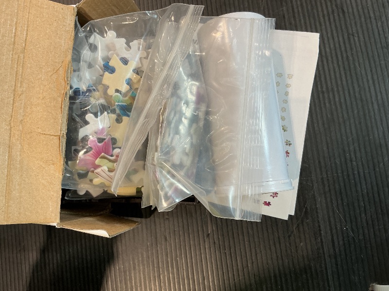 Photo 1 of 3D Puzzle Vase Puzzle Flower Vase Crafted from 160 Curved Plastic Puzzle Pieces 3D DIY Housewarming Gift for Flower Arrangements and Home Decoration(Trochilus)