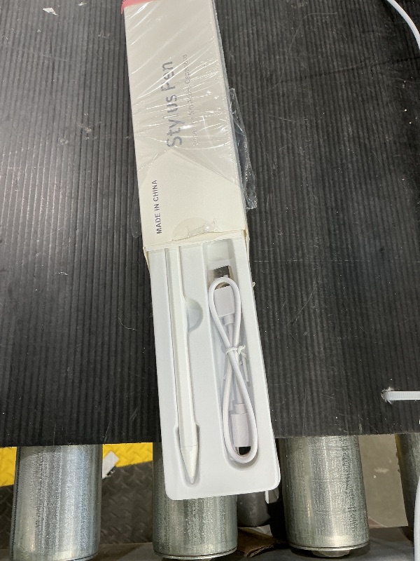 Photo 1 of ***SEE CLERK COMMENTS*** Stylus Pen for iPad 6th-11th Generation-2X Fast Charge Active Pencil Compatible with 2018-2025 Apple iPad Pro 11"/12.9"/M4, iPad Air 3/4/5/M2/M3,iPad mini 5/6 Gen-White