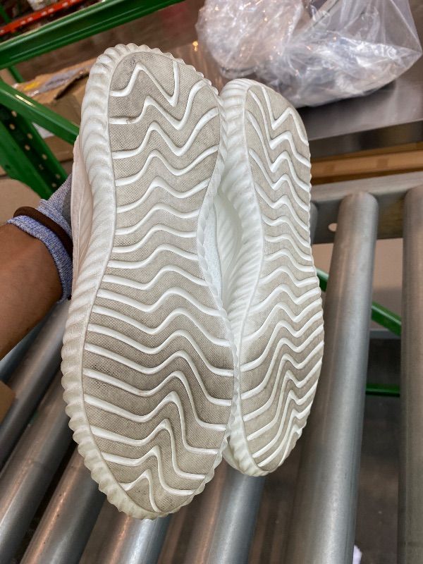 Photo 1 of *Minor Damaged*VIPSUPER Womens Tennis Shoes Walking Sneakers - Memory Foam Nursing Running Gym Athletic Workout Slip On Comfort Work Shoe Lightweight All White Size 9.5 US