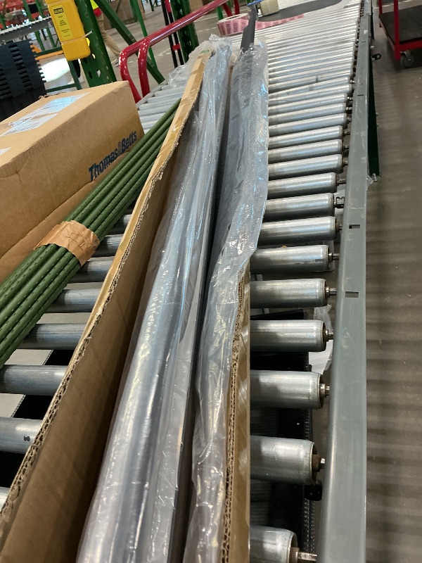 Photo 1 of 6 ft Metal railings