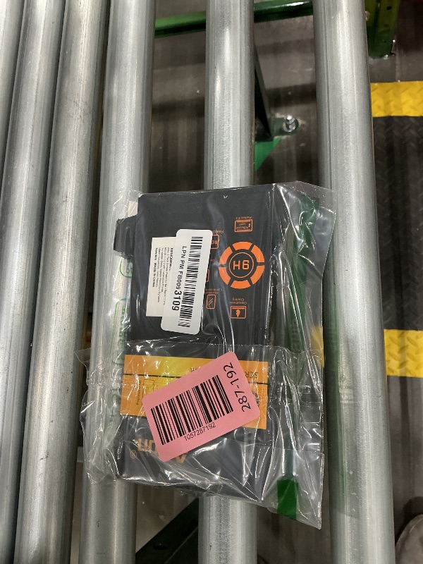 Photo 1 of ***MISSING PIECES** Ailun ONLY 2 Pack Screen Protector for iPhone 17 Pro Max [6.9 inch] with Installation Frame, Tempered Glass, Sensor Protection, Dynamic Island Compatible, Case Friendly