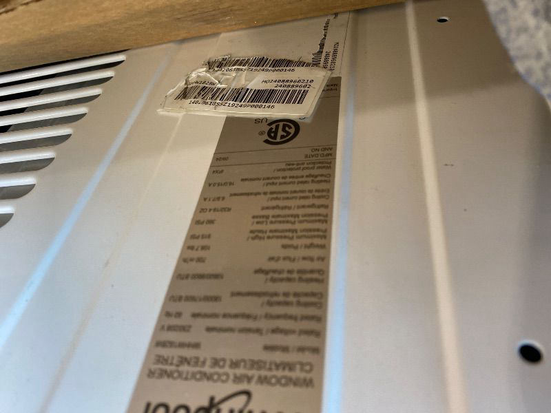 Photo 1 of *Minor Damaged*
Whirlpool 18,000 BTU 230V Window Air Conditioner with Supplemental Heat, Window Mounted AC Unit with Heater for Apartment, Living Room, Bedroom, Large Rooms up to 1000 Square Feet