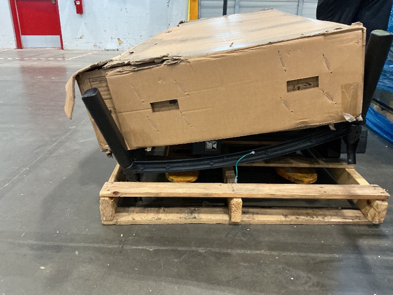 Photo 1 of ***SELLING FOR PARTS*** ***READ CLERK NOTES*** NordicTrack T 6.5 S; Treadmill for Running and Walking with 5” Display and SpaceSaver Design