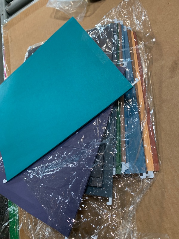 Photo 1 of ***similar***

Beramon 6 Pack Extra Capacity Hanging File Folders Letter Size Reinforced Hanging Folders with 1/5-Cut Adjustable Tabs Expanding Hanging Folders for Filing Cabinet Organizer for Office Home, Blue