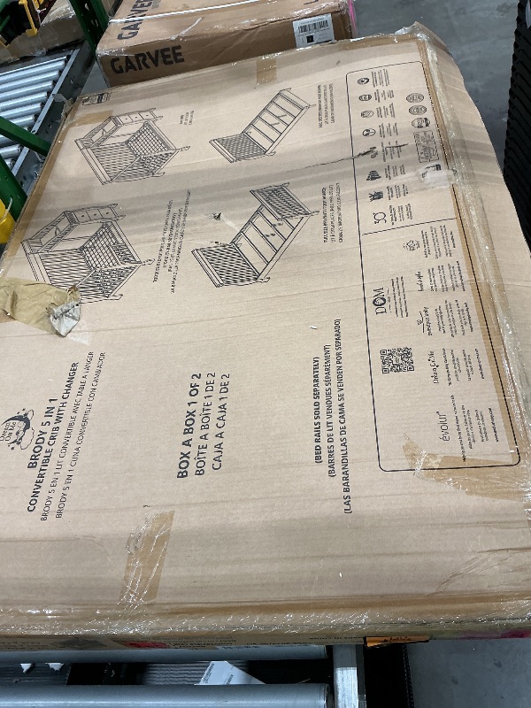 Photo 1 of *PARTIAL SET - Check clerk notes*
Dream On Me Brody 5-in-1 Convertible Full-Size Baby Crib & 3-Drawer Changer in White, Pinewood, GreenGuard Gold & JPMA, 1” Changer Pad, 3 Mattress Heights, Converts to Toddler & Full Size Bed