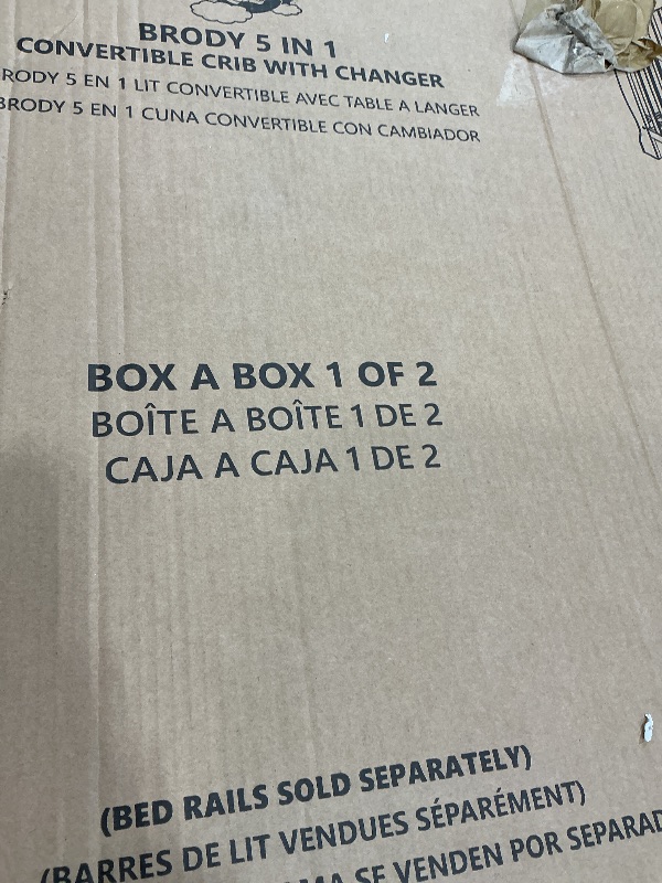 Photo 1 of *PARTIAL SET - Check clerk notes*
Dream On Me Brody 5-in-1 Convertible Full-Size Baby Crib & 3-Drawer Changer in White, Pinewood, GreenGuard Gold & JPMA, 1” Changer Pad, 3 Mattress Heights, Converts to Toddler & Full Size Bed