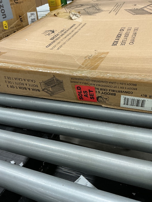 Photo 1 of *PARTIAL SET - Check clerk notes*
Dream On Me Brody 5-in-1 Convertible Full-Size Baby Crib & 3-Drawer Changer in White, Pinewood, GreenGuard Gold & JPMA, 1” Changer Pad, 3 Mattress Heights, Converts to Toddler & Full Size Bed