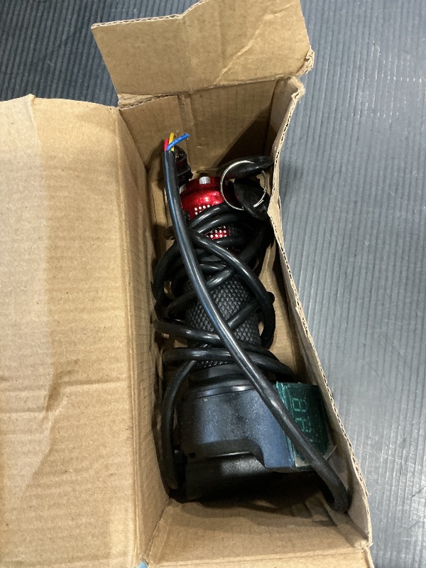 Photo 1 of 1 Pair EBike Throttle Grip, Universal Electric Bicycle Scooter Twist Handlebar with LCD Battery Voltage Display Key Knock, 12V-84V Electric Bike Throttle Grip for Motorbike Motorcycle E-Bike (Red)