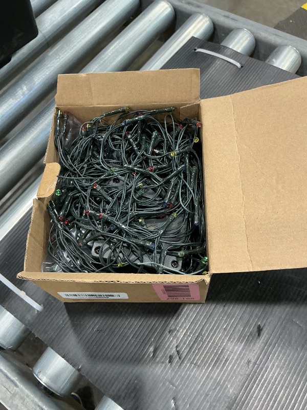 Photo 1 of **MINOR DAMAGED**
Brightown Solar Christmas Lights Outdoor, 4 Pack Total 184FT 480 LED Solar String Lights Outdoor Waterproof Green Wire with 8 Modes, Solar Fairy Light for Garden Yard Patio Party Decors, Multicolor