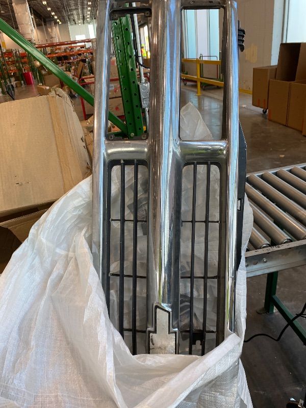 Photo 1 of *Major Damaged* Holley 04-488 94-98 GMT400 Compatible with Chevy Grille W/O Sport Package, Chrome