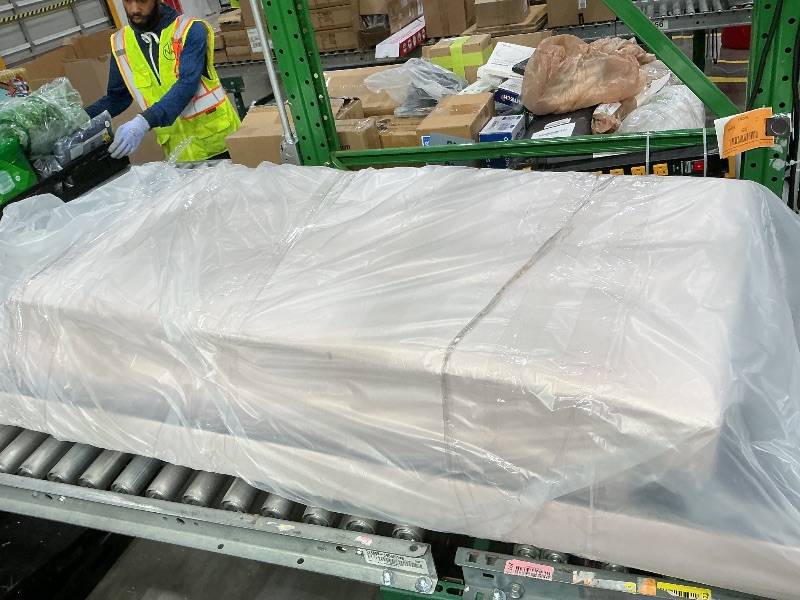 Photo 1 of *Missing Parts*
Ball & Cast