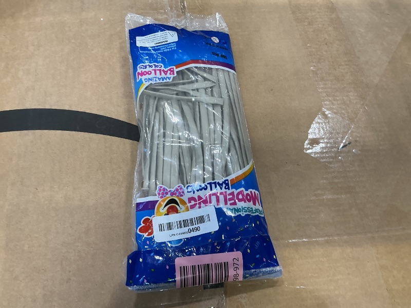 Photo 1 of 100Pcs Sand White 260 balloons, Thickening Latex Cream 260q Balloons for Animal Model, Long Twisting Balloons for Halloween Xmas Presents, Animal Shape Weddings, Birthdays Clowns.(Sand white)