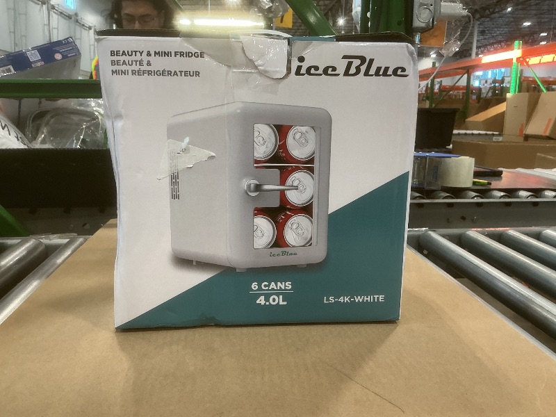 Photo 1 of *USED*
Iceblue Skincare Fridge with Viewing Window, 4L/6Can Makeup Mini Fridge for Bedroom, 110V AC/ 12V DC Refrigerator Cooler & Warmer for Car, Office & Dorm, Small Fridge for Cosmetics, Skin Care-WHITE