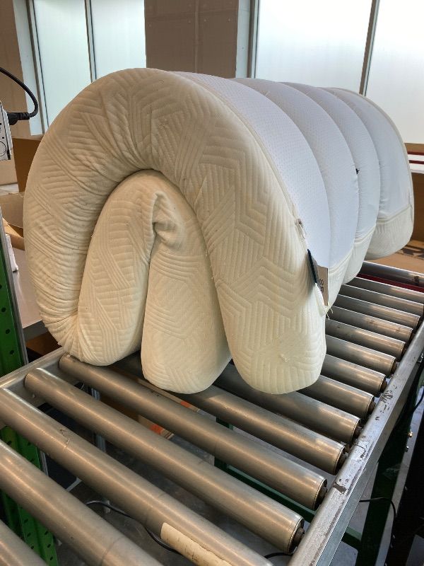 Photo 1 of *Major Damaged*
Lucid 5 Inch Memory Foam Mattress – Low Profile - Firm Feel - Infused with Bamboo Charcoal and Gel- Temperature Regulating - Breathable - Twin XL Size