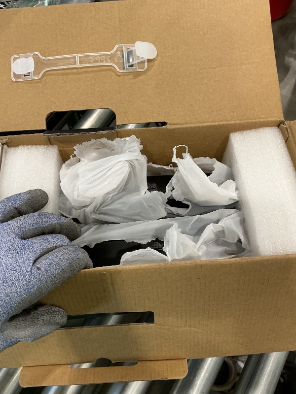 Photo 1 of 10.5" Dual Portable DVD Player, Arafuna Rechargable Car Screen Play A Same or Two Different Movies, Headrest for Car with 5-Hour, Support USB/SD, Last Memory