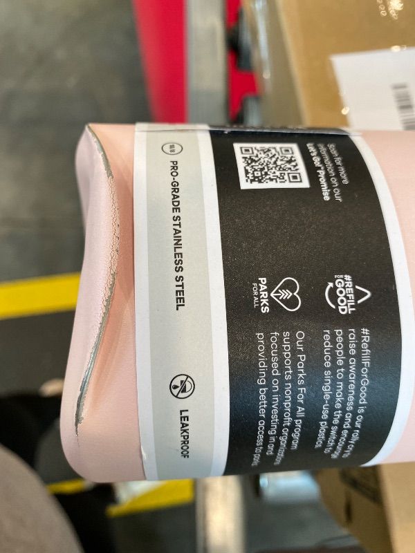 Photo 1 of *Major Damaged*
Hydro Flask 40 Oz Wide Flex Cap Trillium