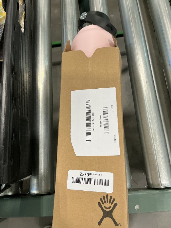 Photo 1 of *Major Damaged*
Hydro Flask 40 Oz Wide Flex Cap Trillium