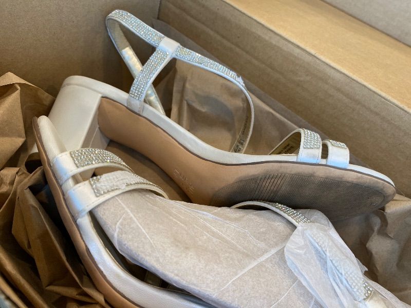 Photo 1 of *Minor Damaged*
Naturalizer Womens Vanessa2 Rhinestone Embellished Strappy Heeled Sandal ,White Satin ,8.5W