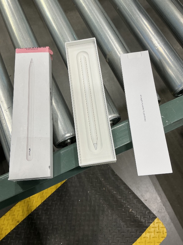 Photo 1 of ***UNTESTED*** 
Apple Pencil (2ND Generation) (MU8F2AM/A)