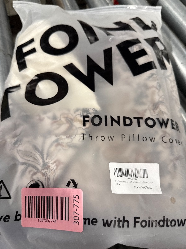 Photo 1 of ** SIMILAR IMAGE UNKNOWN SIZE OR BRAND**Foindtower Pack of 2, 20 x 20 Inch, Decorative Textured Boucle Throw Pillow Covers Accent Solid Pillow Cases Cozy Soft Couch Cushion Case for Chair Sofa Bedroom Living Room Home Decor, Oatmeal