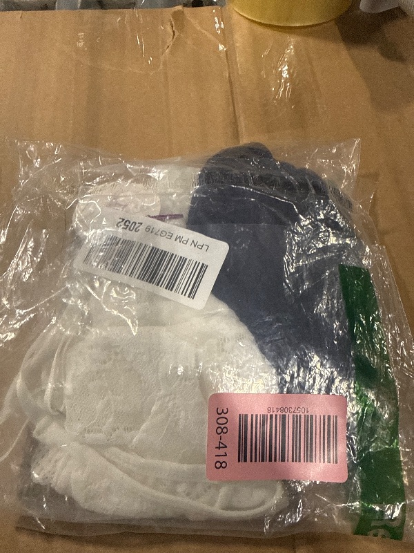 Photo 1 of *** WHITE AND BLACK SIZE M**Avidlove Lace Bralette for Women V Neck Camisoles Racerback Adjustable Strap Crop Top