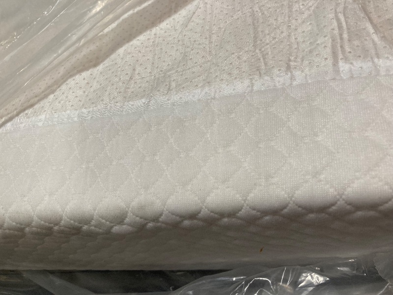 Photo 1 of ***BED FRAME NOT INCLUDED***FDW | 8 Inch Twin Mattress | Medium Firm | Gel Memory Foam Mattress | White | Bed in a Box, CertiPUR-US Certified | Pressure Relief, Cooling Ventilated Foam | Washable Removable Cover