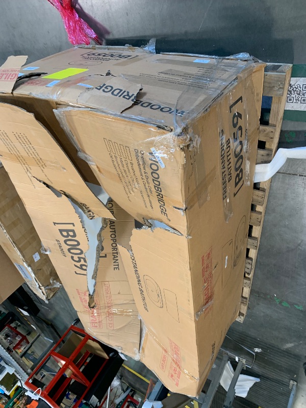 Photo 1 of ***HAS A SMALL CRACK ON THE SHORT SIDE *** WOODBRIDGE 72" Acrylic Freestanding Bathtub Contemporary Soaking White Tub with Brushed Nickel Overflow and Drain,B0059BN