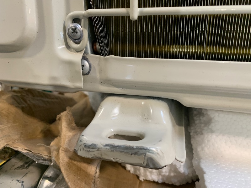 Photo 1 of ****ONLY OUTDOOR UNIT IN BOX, MISSING WIRES, AND CONTROLS UNABLE TO TEST*** 28K 3 Zone Mini Split Air Conditioner and Heater, 20 SEER2 208-230V 12000 BTU Wifi Mini Split AC/Heating System Multi Zone, Ductless, Wall Unit, with Installation Kits