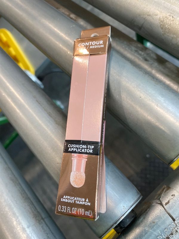 Photo 1 of *USED* Halo Glow Contour Beauty Wand, Liquid Contour Wand For A Naturally Sculpted Look, Buildable Formula, Vegan & Cruelty-free, Light/Medium