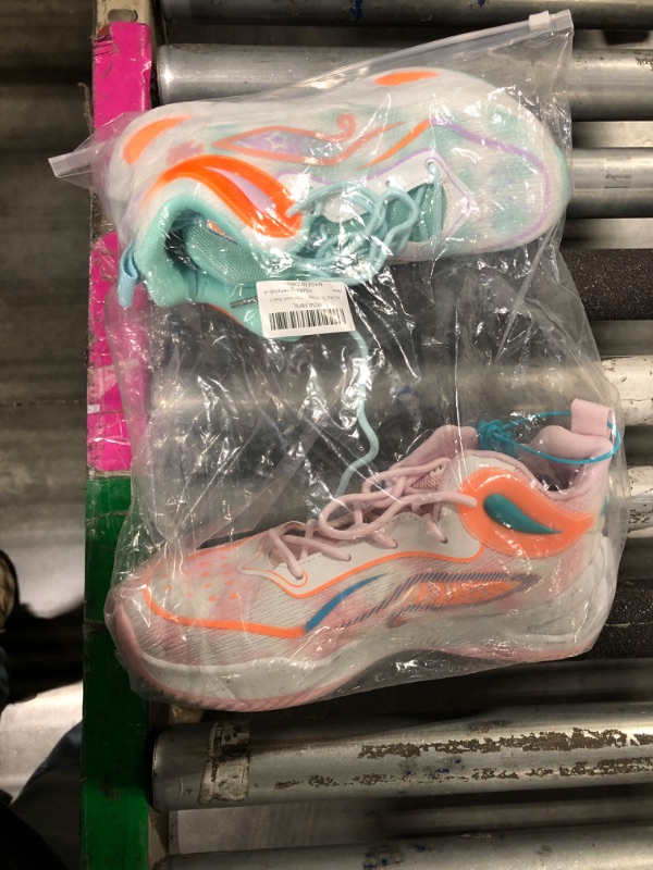 Photo 1 of ****SHOES SOLES ARE DIRTY****KIUSMETY Womens Mens Basketball Shoes High Top Fashion Volleyball Sneakers Breathable Lace Up Non Slip Sport Outdoor Shoe for Unisex Greenpink Size 8