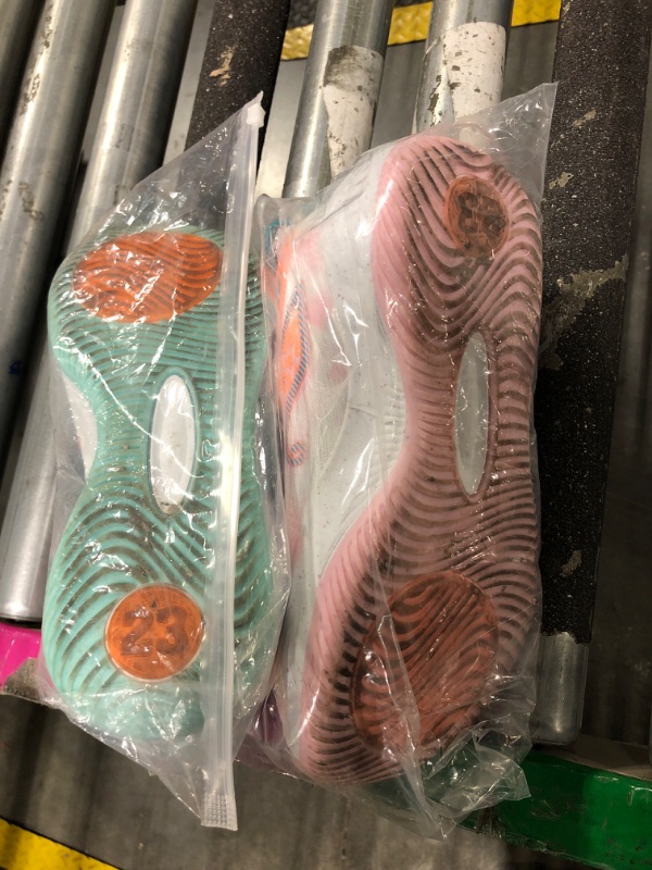 Photo 1 of ****SHOES SOLES ARE DIRTY****KIUSMETY Womens Mens Basketball Shoes High Top Fashion Volleyball Sneakers Breathable Lace Up Non Slip Sport Outdoor Shoe for Unisex Greenpink Size 8