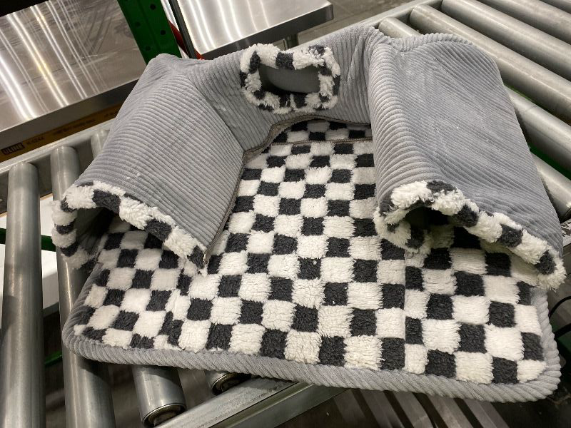 Photo 1 of *Major Damaged* Lfokd Guinea Pig Hideout Tunnel with Warm Bed for Small Pet 3 Cave Small Animal Tunnel Toy Cages Grey