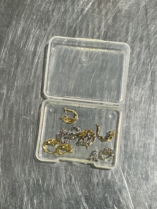 Photo 1 of *Missing Parts*
UNICRAFTALE 10Pcs 2 Colors Fold Over Clasps Real 18K Gold Plated Oval Extender Clasps Rhinestone Foldover Extension Clasp Micro Pave Jewelry Clasps Jewelry Clasps for Bracelet Necklace Jewelry Making