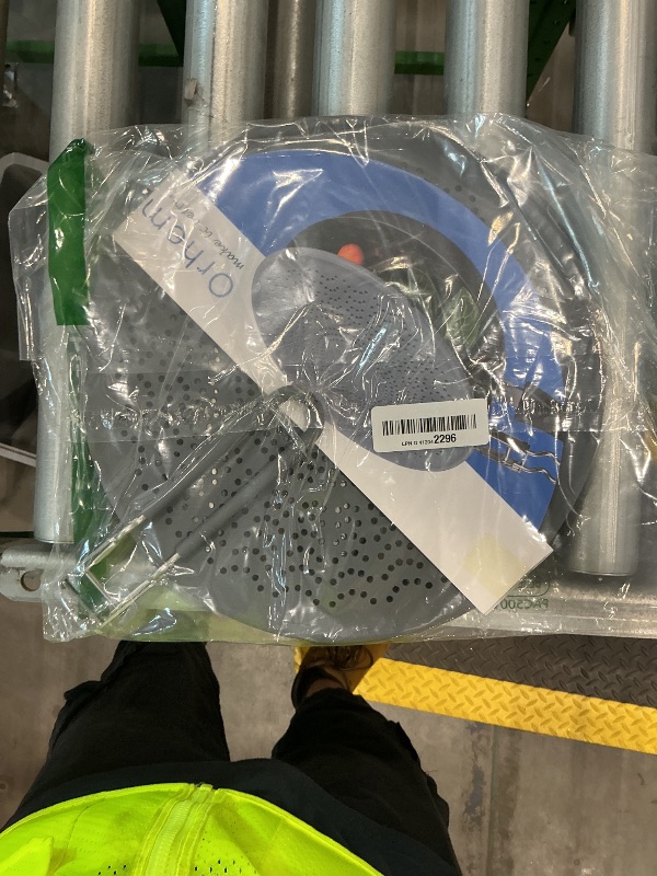 Photo 1 of 11 inch Splash Guard for Frying Pan - Silicone Grease Splatter Screen for Frying Pan Stove Top, Heat Resistant Multi-Use Frying Pan Splash Guard to Stop Hot Oil Splatter (Grey)