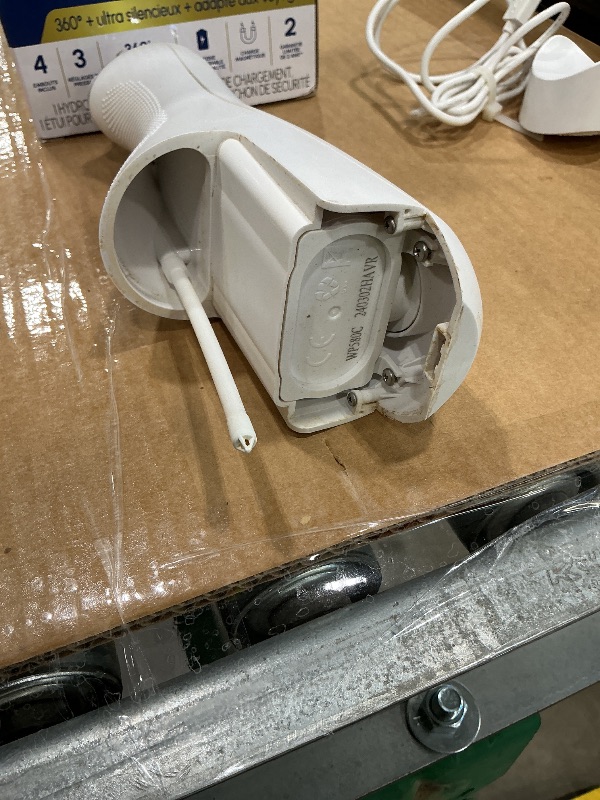 Photo 1 of ***SEE CLERK COMMENTS*** Waterpik Cordless Advanced 2.0 Water Flosser For Teeth, Gums, Braces, Dental Care With Travel Bag and 4 Tips, ADA Accepted, Rechargeable, Portable, and Waterproof, White WP-580, Packaging May Vary
