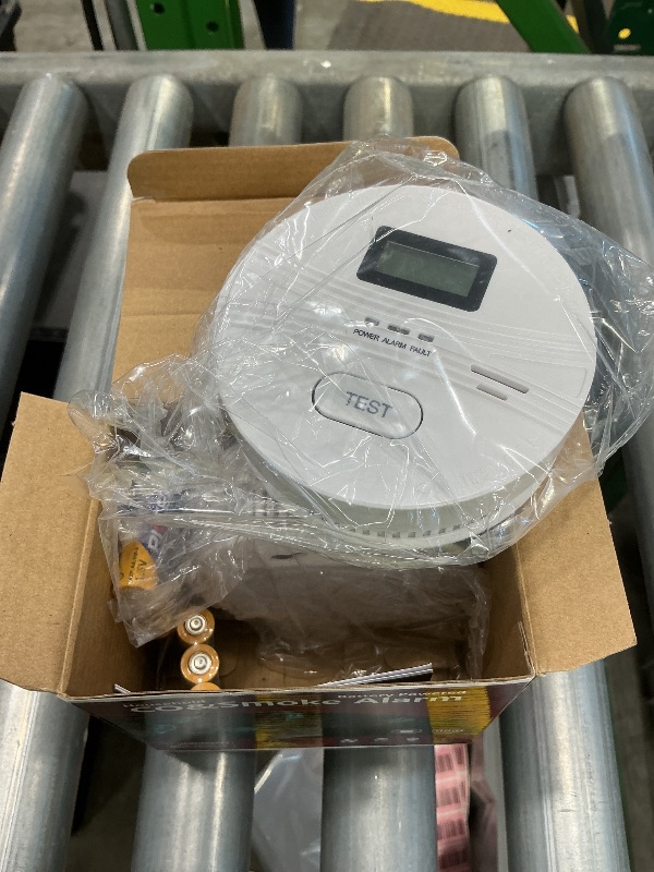 Photo 1 of 2 Pack And Carbon Monoxide Detector,Smoke Detector Carbon Monoxide Detector Combo with Batteries,Fire Alarm Smoke Detector with Test Button and Digital Display