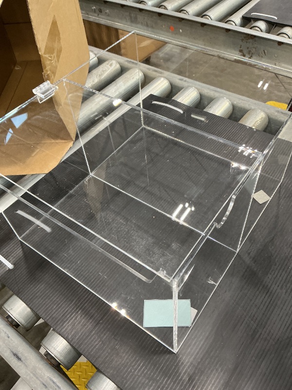 Photo 1 of *Minor Damaged*
Chunful Trash Bag Dispenser Trash Bag Holder with Lid, Clear Kitchen and Bathroom Organizer, Large Under Sink Garbage Dispenser, 2 in 1 Acrylic Roll Holder Storage Box Container for Cabinet