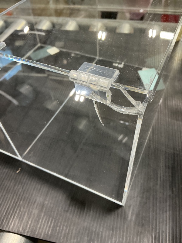 Photo 1 of *Minor Damaged*
Chunful Trash Bag Dispenser Trash Bag Holder with Lid, Clear Kitchen and Bathroom Organizer, Large Under Sink Garbage Dispenser, 2 in 1 Acrylic Roll Holder Storage Box Container for Cabinet