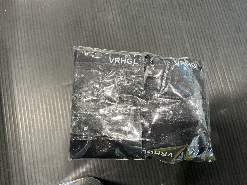 Photo 1 of 2 Sided Glasses Cleaning Kit,Portable Glasses Cleaner Cloth Keychain,Reusable Microfiber Eye Glasses Lens Cleaning Cloth Wipes Kit with Pouch,Black,6X 6-Inch