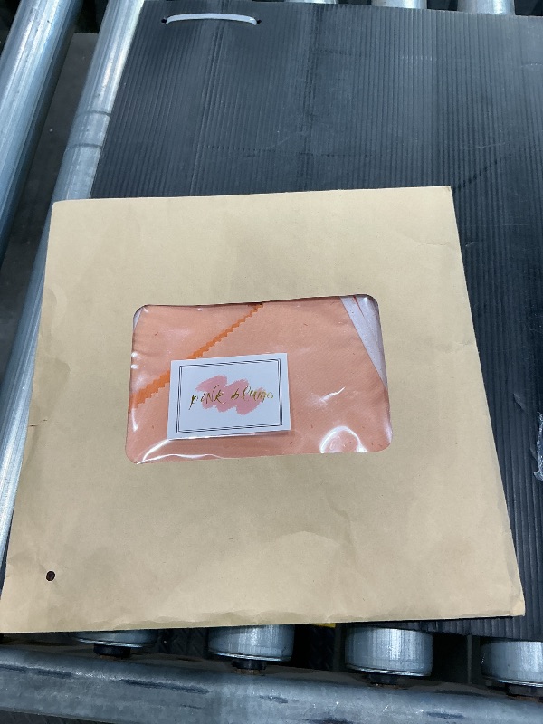 Photo 1 of 10M/32Ft Triangle Flag Fabric Banner Cotton Pennant Garland Cloth Bunting for Fall Decor Autumn Wedding Birthday Party Thanksgiving Day Home Nursery Outdoor Garden Hanging Decoration (Orange+36Pcs)