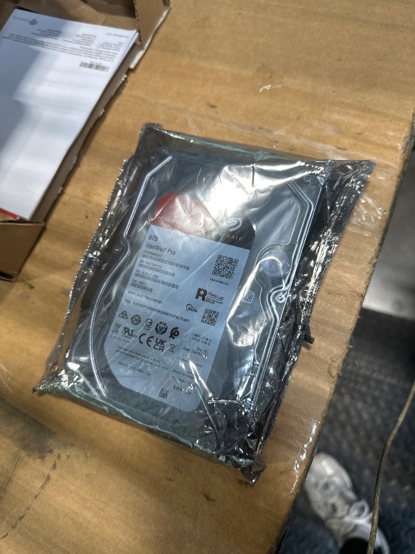 Photo 1 of ***4TB NOT 8TB*** Seagate IronWolf Pro, 8 TB, Enterprise NAS Internal HDD –CMR 3.5 Inch, SATA 6 Gb/s, 7,200 RPM, 256 MB Cache for RAID Network Attached Storage (ST12000NT001)